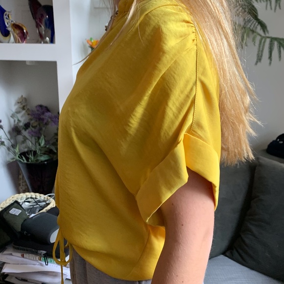 Bright Yellow Adjustable Top - Picture 3 of 5